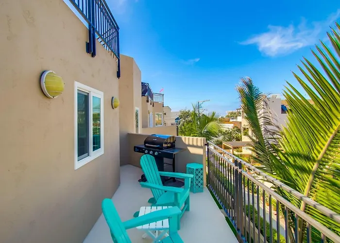 Stunning South Mission Home With Private Rooftop & Ocean Views!